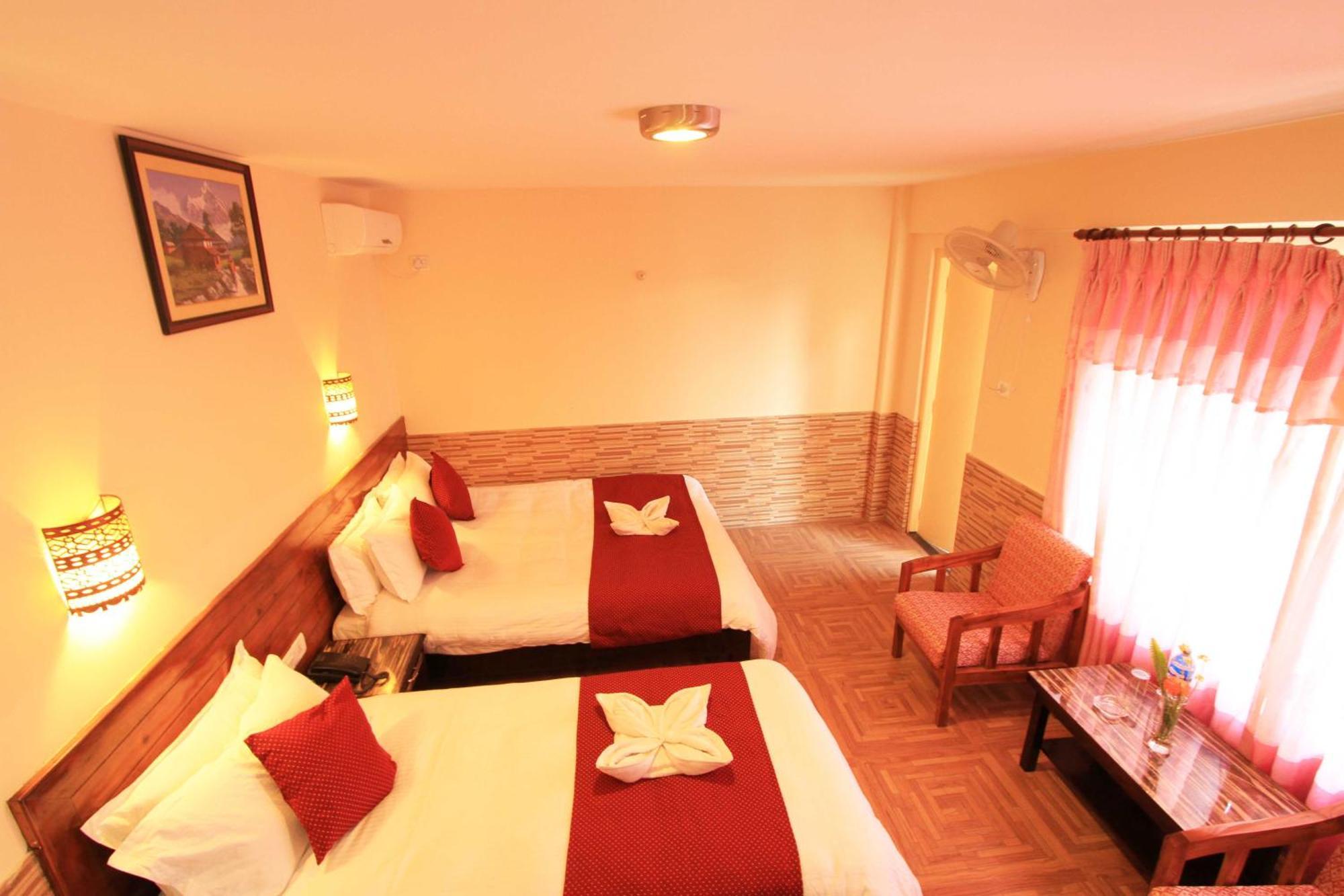 Hotel Splendid View Pokhara Phòng bức ảnh