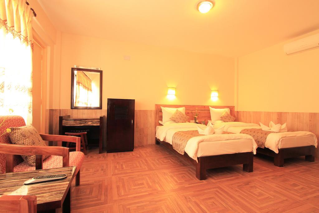 Hotel Splendid View Pokhara Ngoại thất bức ảnh