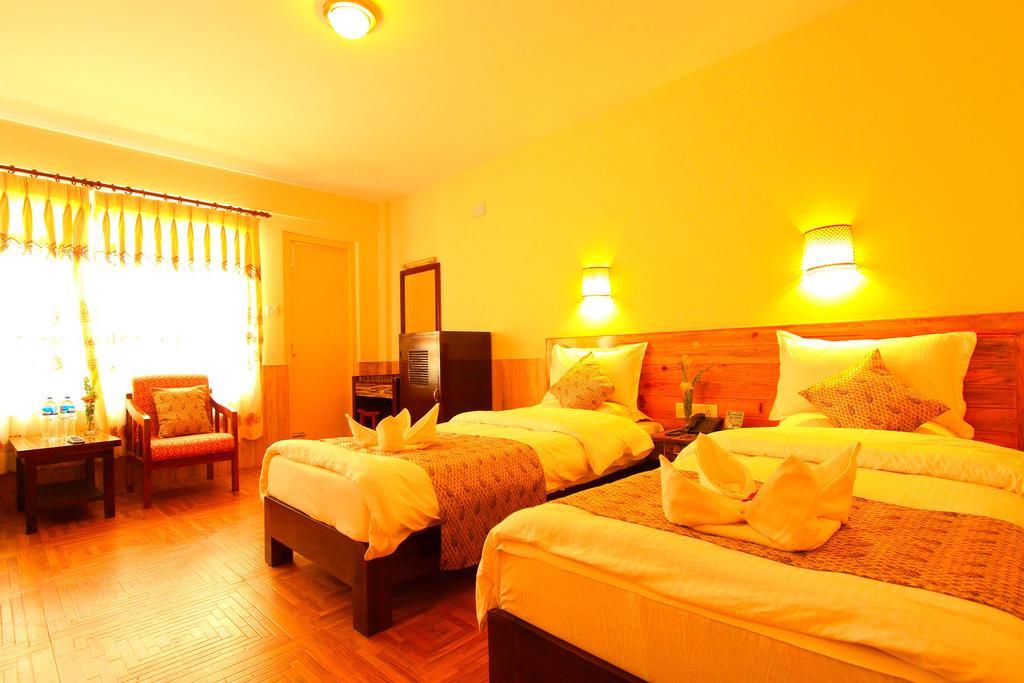 Hotel Splendid View Pokhara Ngoại thất bức ảnh