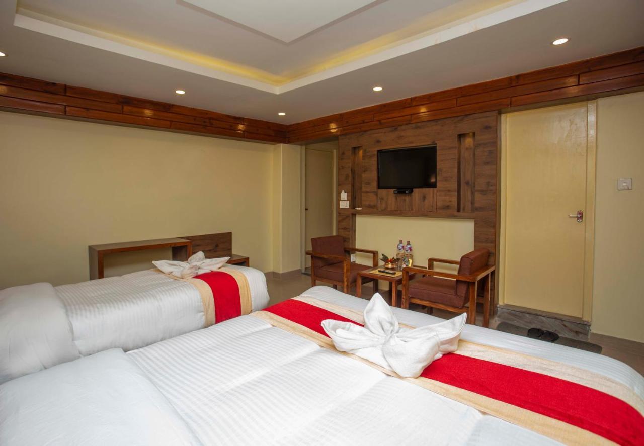Hotel Splendid View Pokhara Ngoại thất bức ảnh