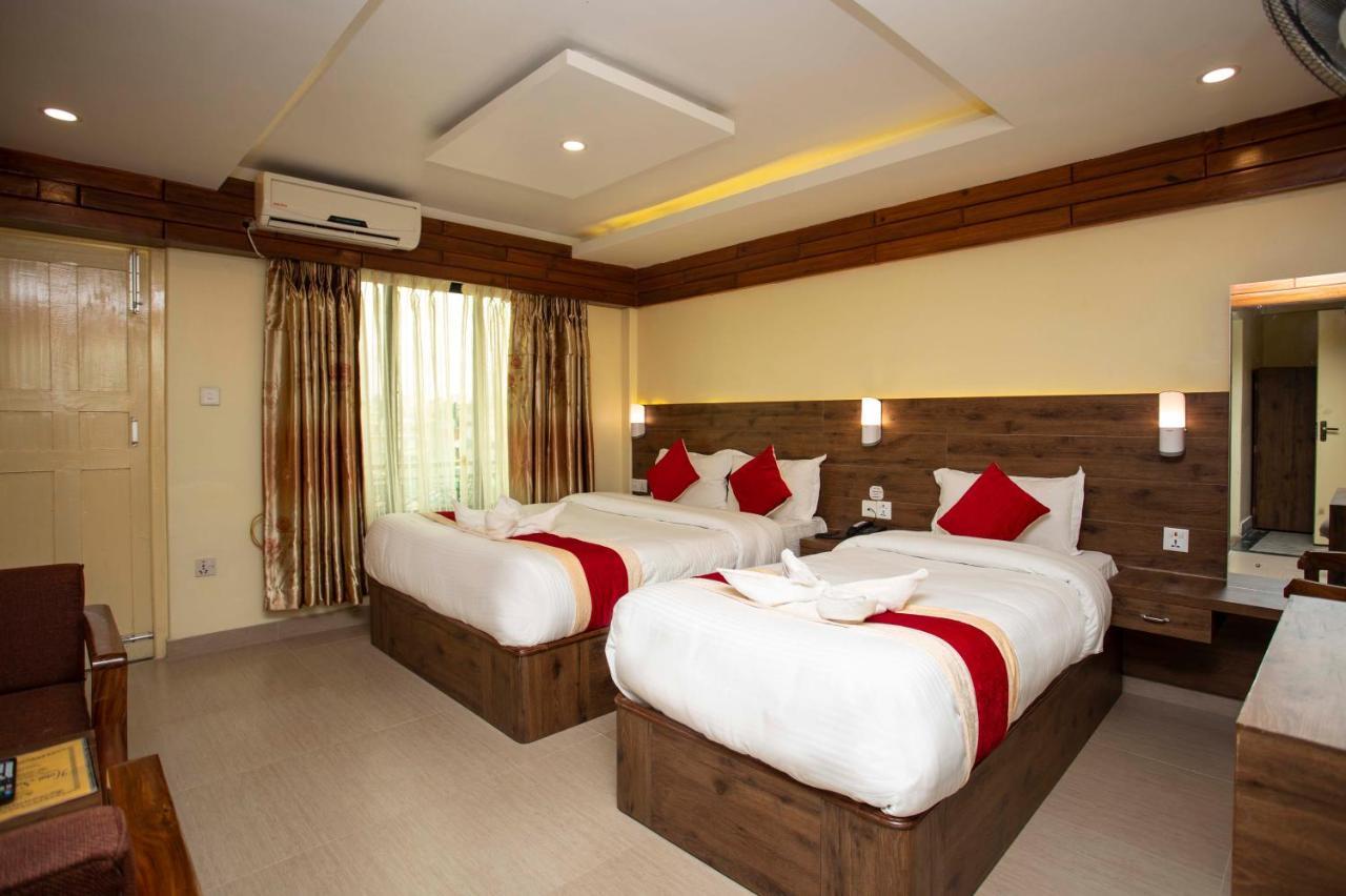 Hotel Splendid View Pokhara Ngoại thất bức ảnh