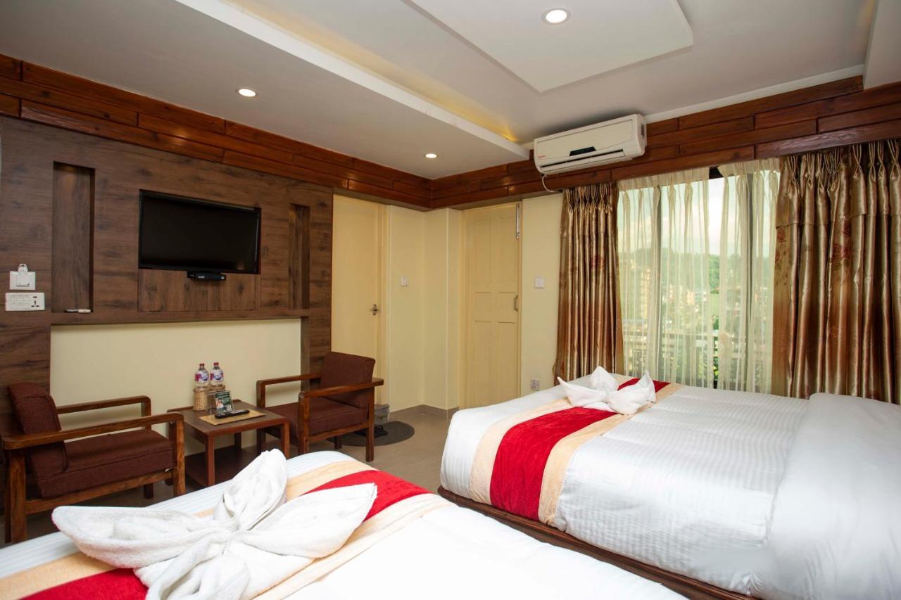 Hotel Splendid View Pokhara Ngoại thất bức ảnh