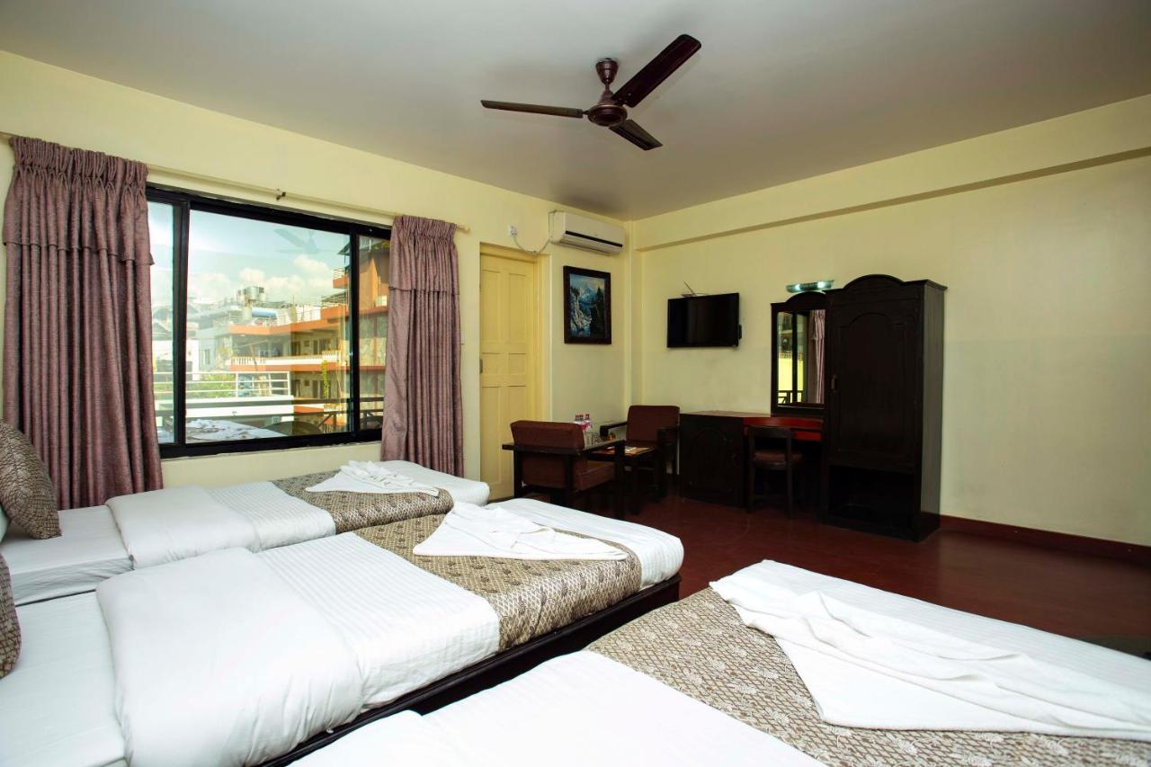 Hotel Splendid View Pokhara Ngoại thất bức ảnh